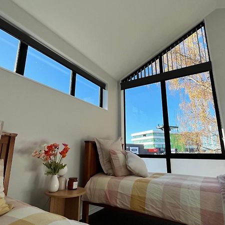 Luxury 2 Bedroom By St James Park ไครสต์เชิร์ช ภายนอก รูปภาพ