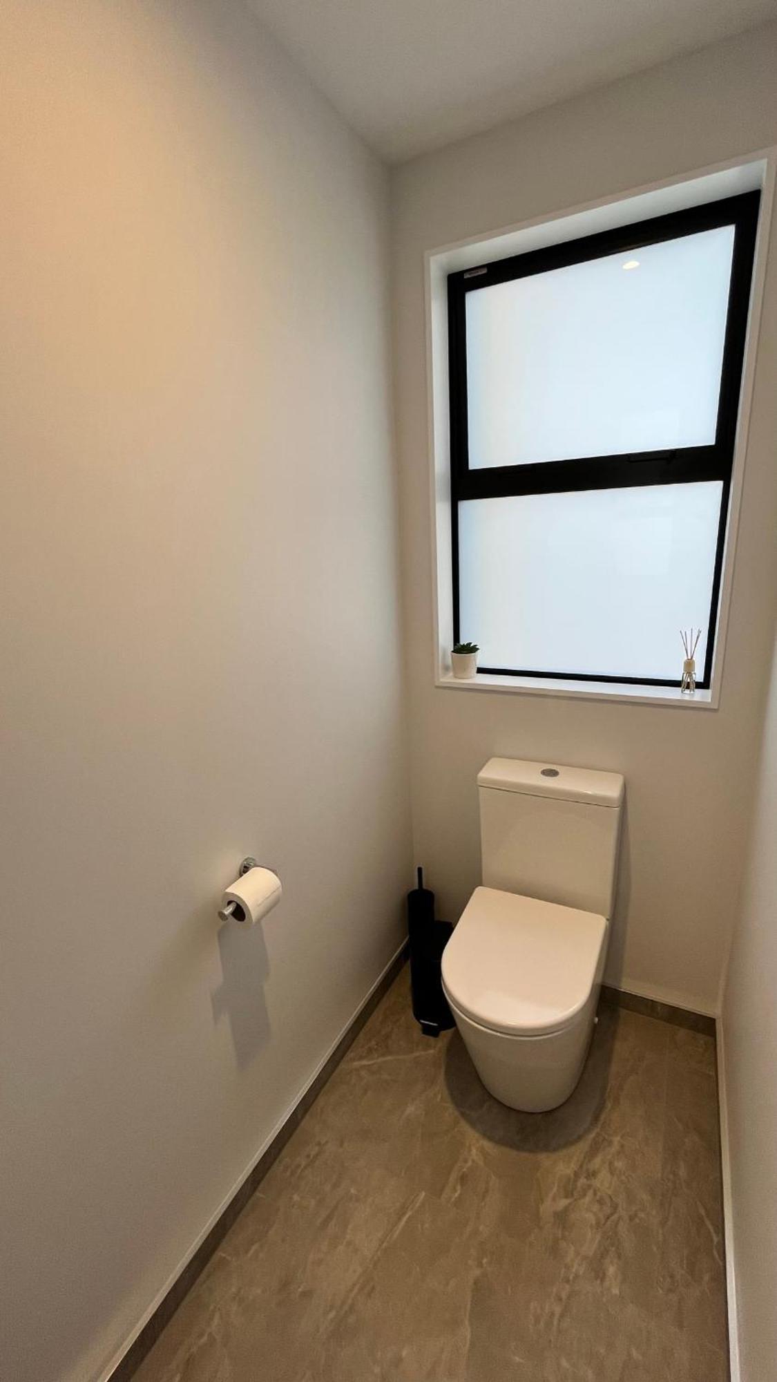 Luxury 2 Bedroom By St James Park ไครสต์เชิร์ช ภายนอก รูปภาพ
