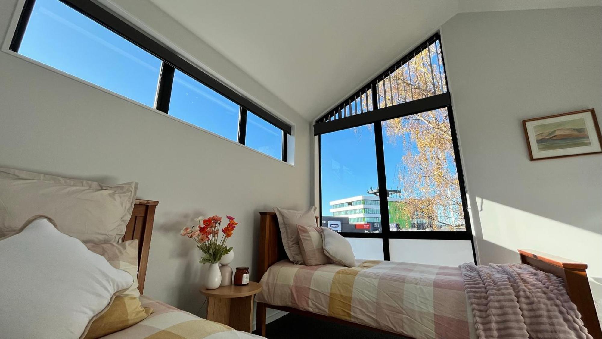 Luxury 2 Bedroom By St James Park ไครสต์เชิร์ช ภายนอก รูปภาพ